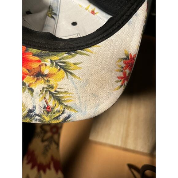 Toby Mac TM Hawaiian Floral Snapback Hat - Picture 10 of 11
